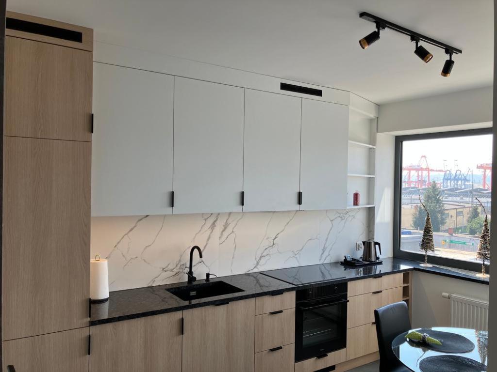 Apartport Nowoczesne Apartamenty Gdynia Exteriör bild